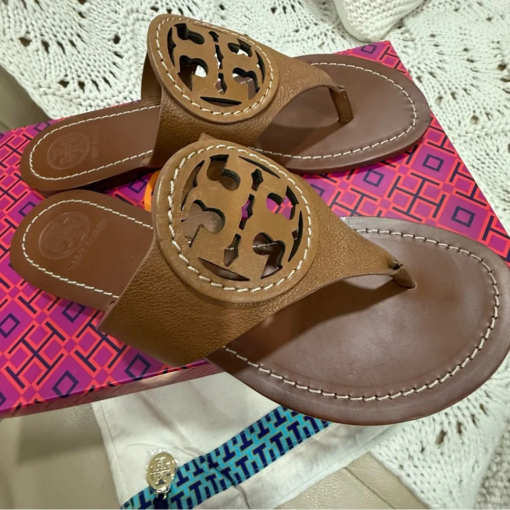 Tory Burch Miller Leather Thong Sandal in Tan